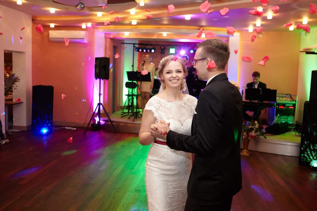 Ruszaj tyłkiem na weselu!